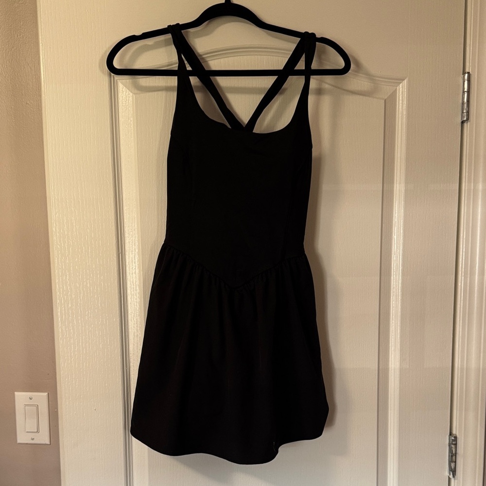 Halara Black Sleeveless Workout Dress